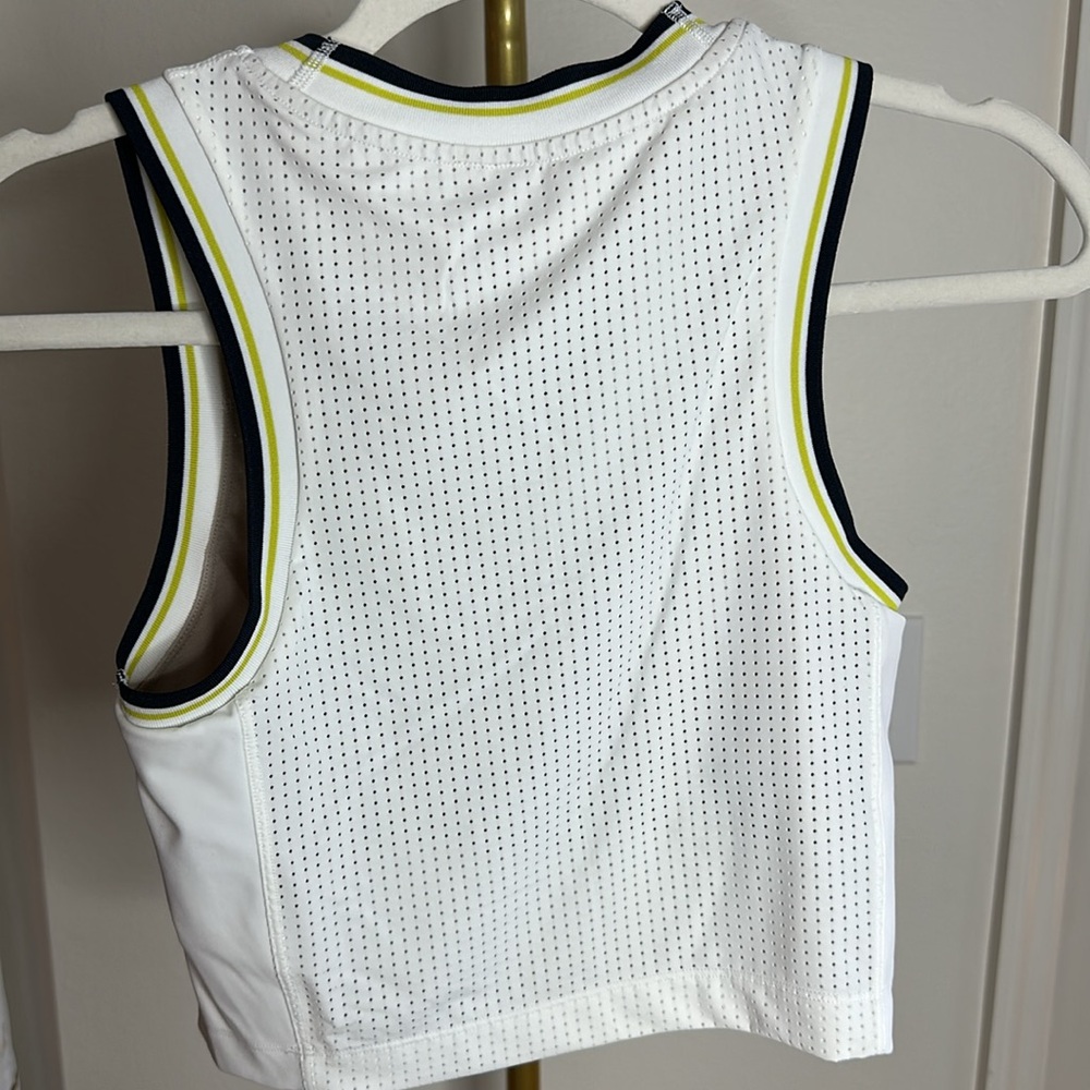 2024 Lululemon Varsity Scoop-Neck Cropped Tennis Tank Top
White / Yellow / Navy - Picture 8 of 8